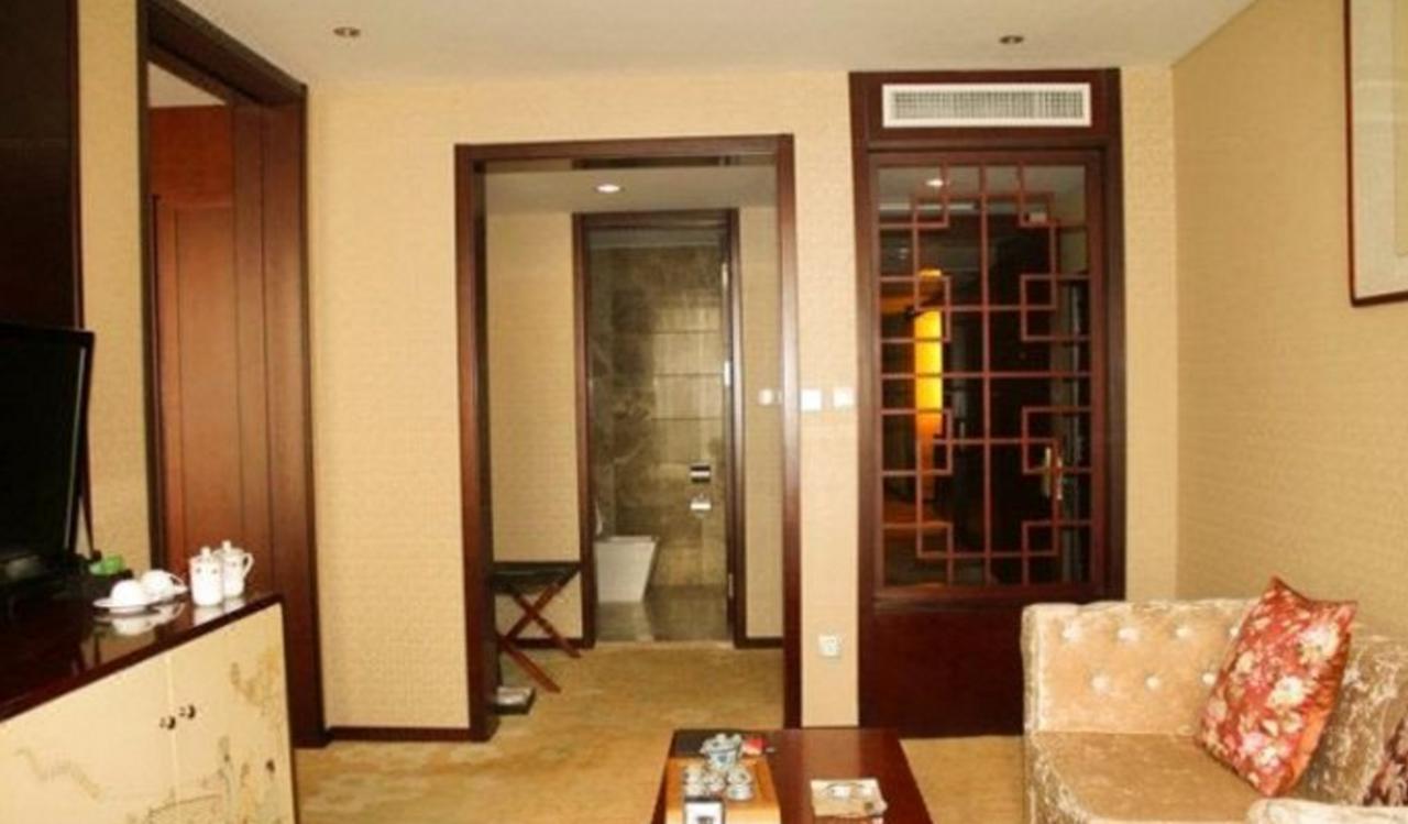 Dongfang Hotel Weifang Exterior photo