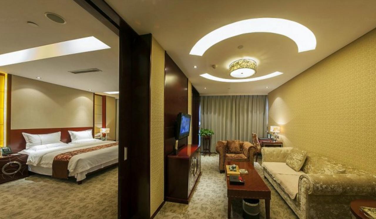 Dongfang Hotel Weifang Exterior photo